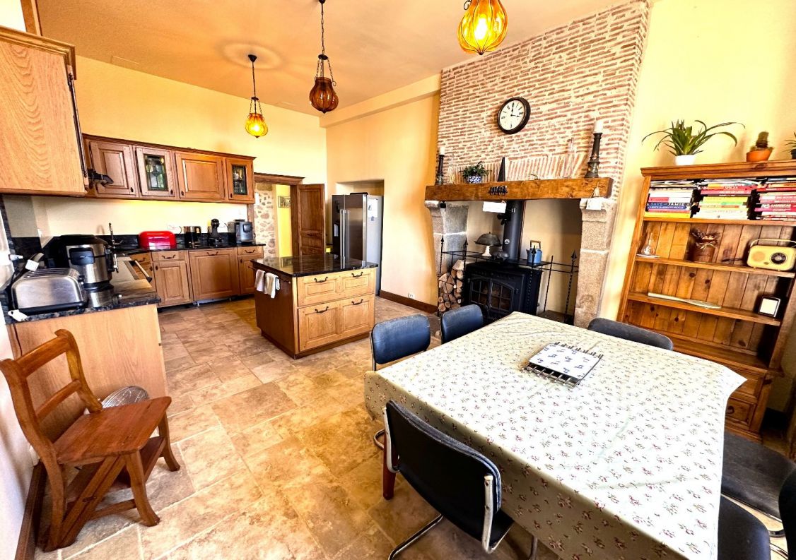 vente Manoir Confolens