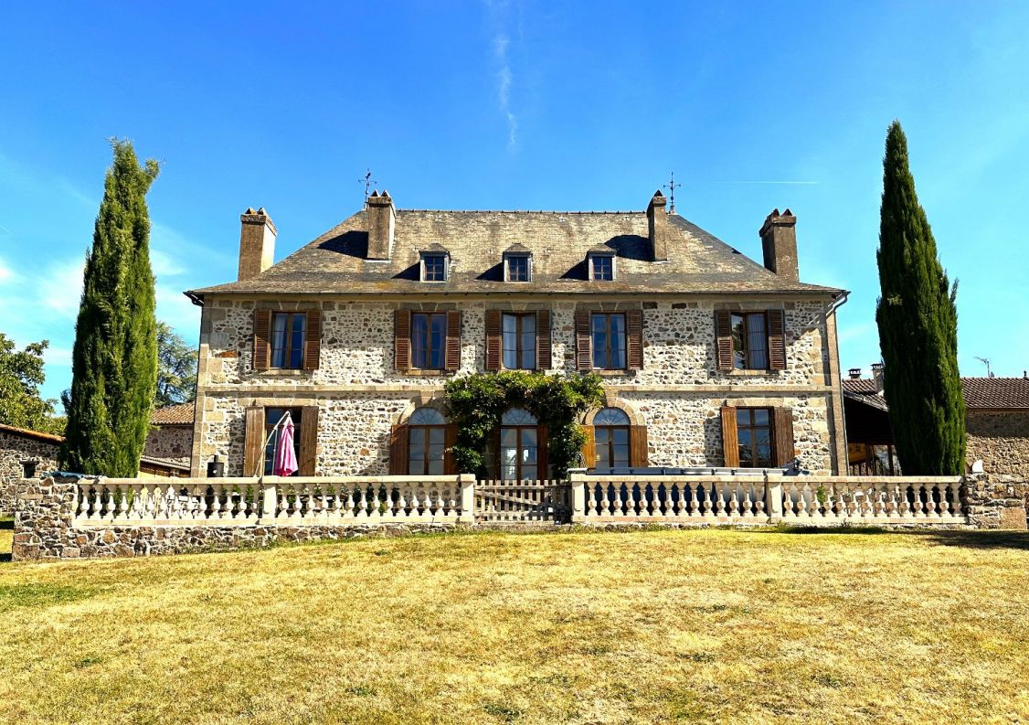 vente Manoir Confolens