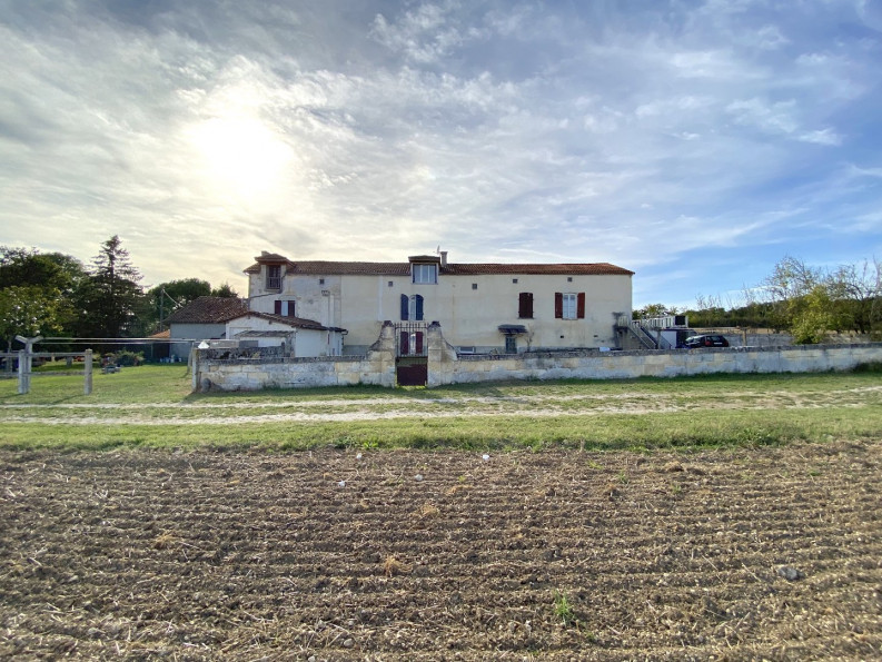 vente Maison de caractère Villebois Lavalette - Photo 3