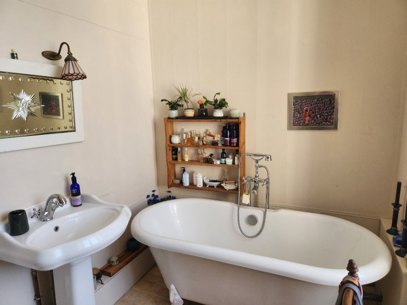 sale Maison de caractère Confolens - Photo 17