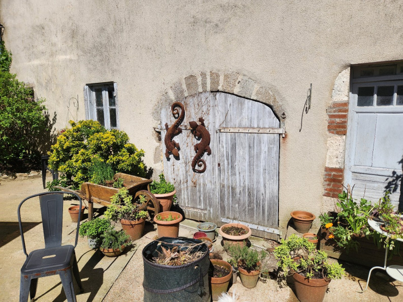 sale Maison de caractère Confolens - Photo 20
