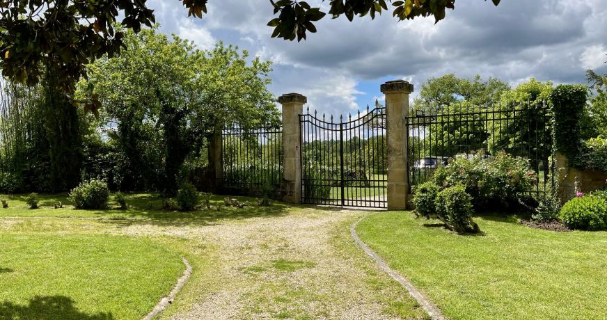 vente Manoir Pressac