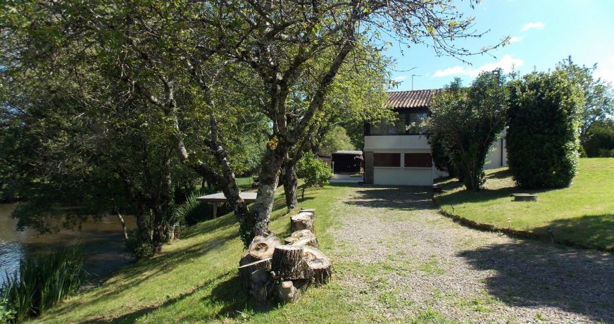 vente Maison de campagne Saint Auvent