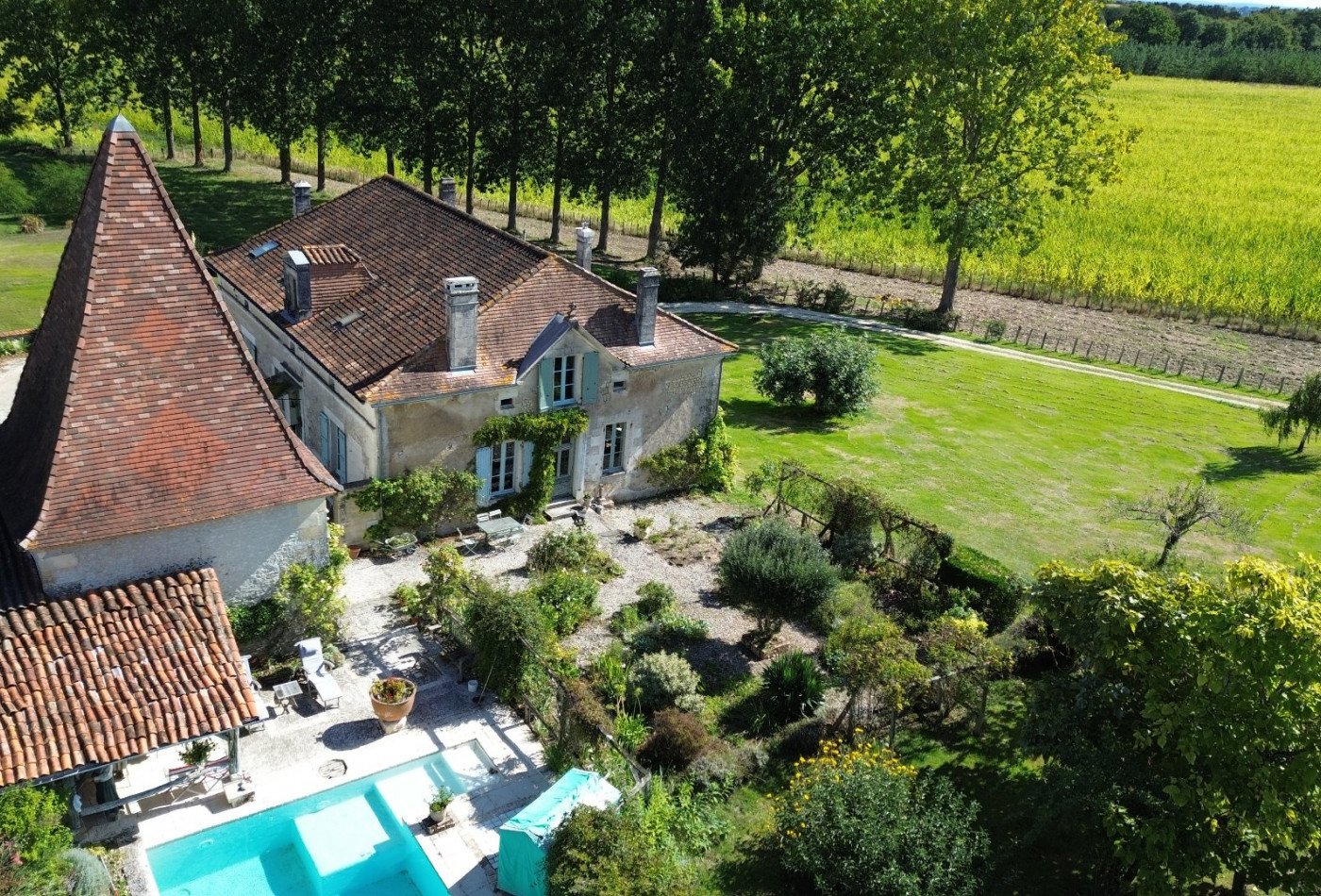 vente Maison de caractère Aubeterre Sur Dronne - Photo 1