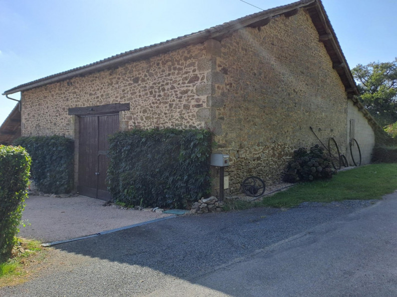 vente Maison de campagne Les Salles Lavauguyon - Photo 15