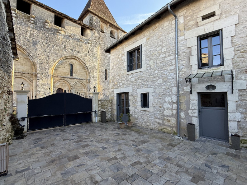 sale Maison de village Bourdeilles - Photo 2