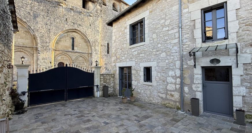 vente Maison de village Bourdeilles