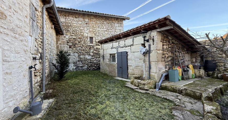 vente Maison de village Bourdeilles