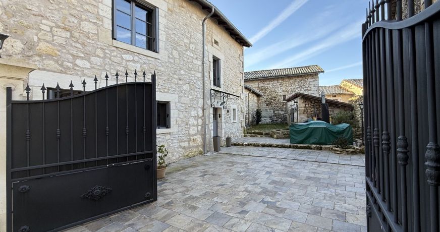 vente Maison de village Bourdeilles