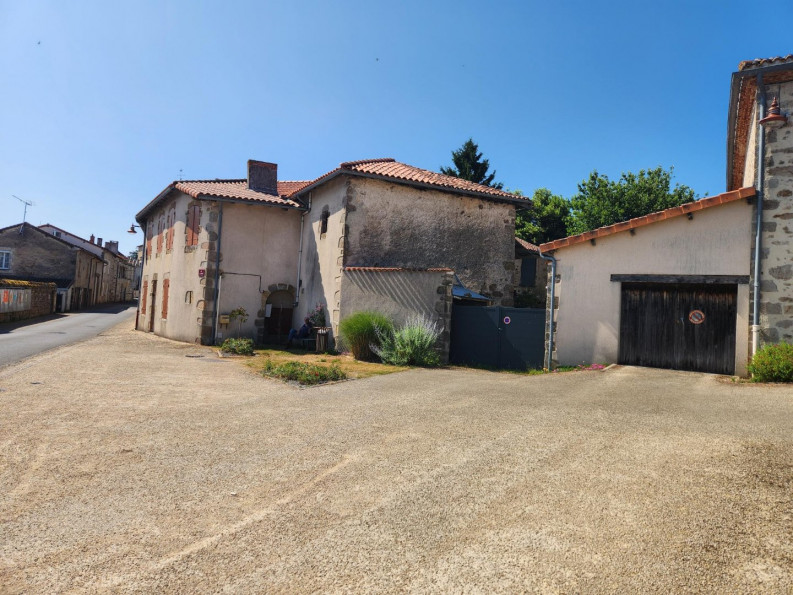 vente Maison Brillac - Photo 2