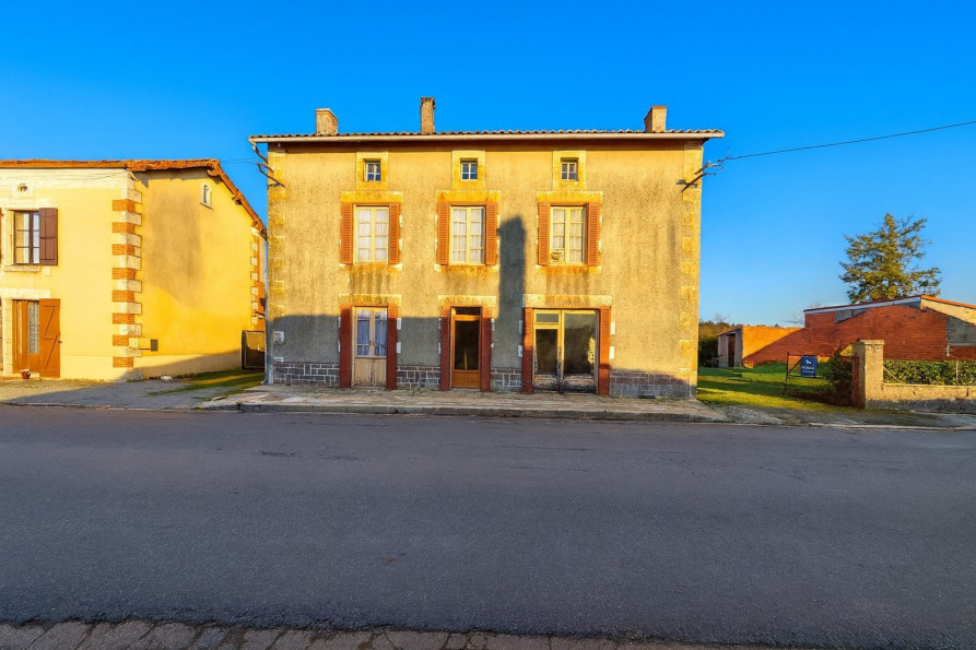 vente Maison Hiesse - Photo 1