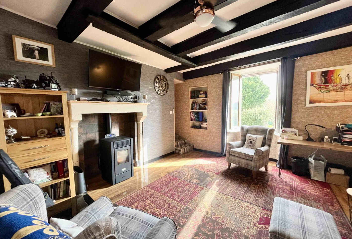 vente Maison Le Vigeant - Photo 1