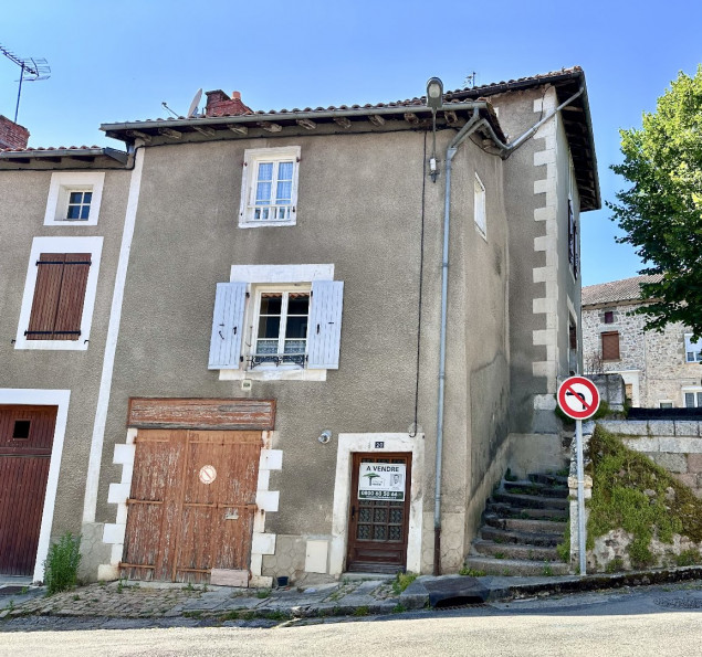 vente Maison Chabanais - Photo 1