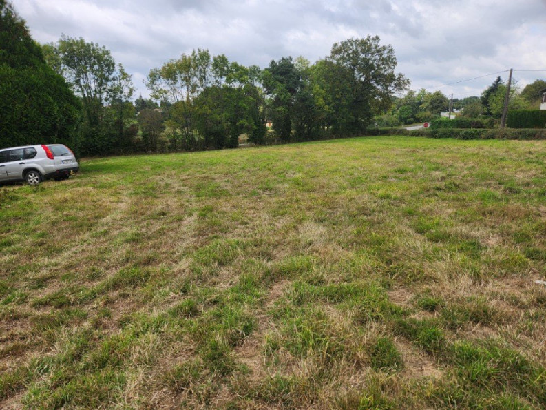 sale Maison à rénover Etagnac - Photo 13