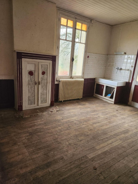 sale Maison à rénover Etagnac - Photo 3