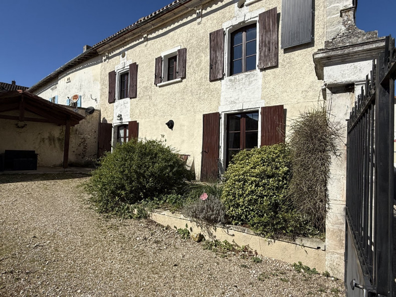 vente Maison de caractère Saint Severin - Photo 4