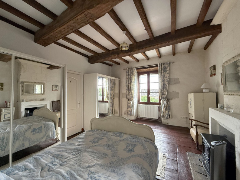 vente Maison de caractère Saint Severin - Photo 16