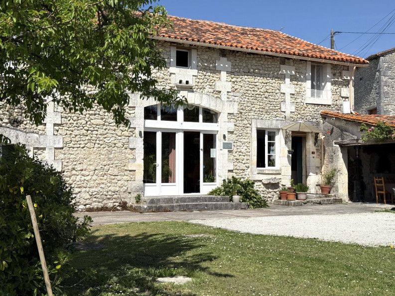 vente Maison de caractère Nanteuil Auriac De Bourzac - Photo 2