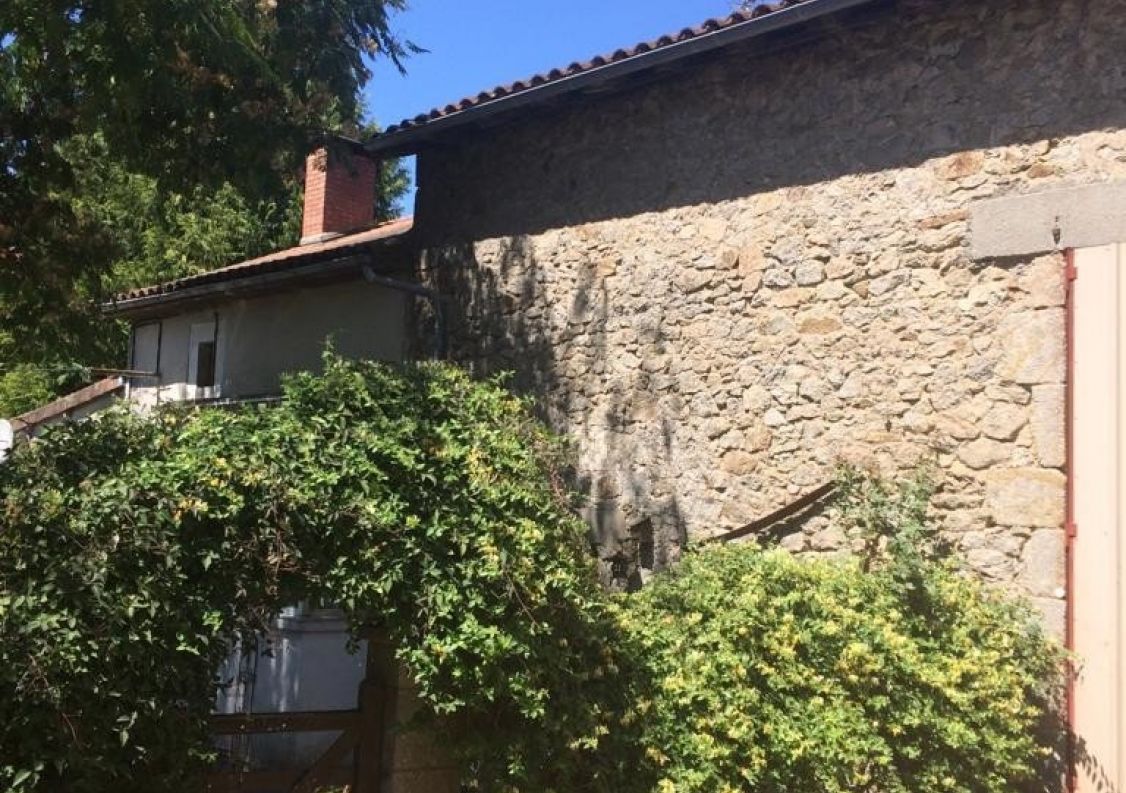 vente Corps de ferme Marval