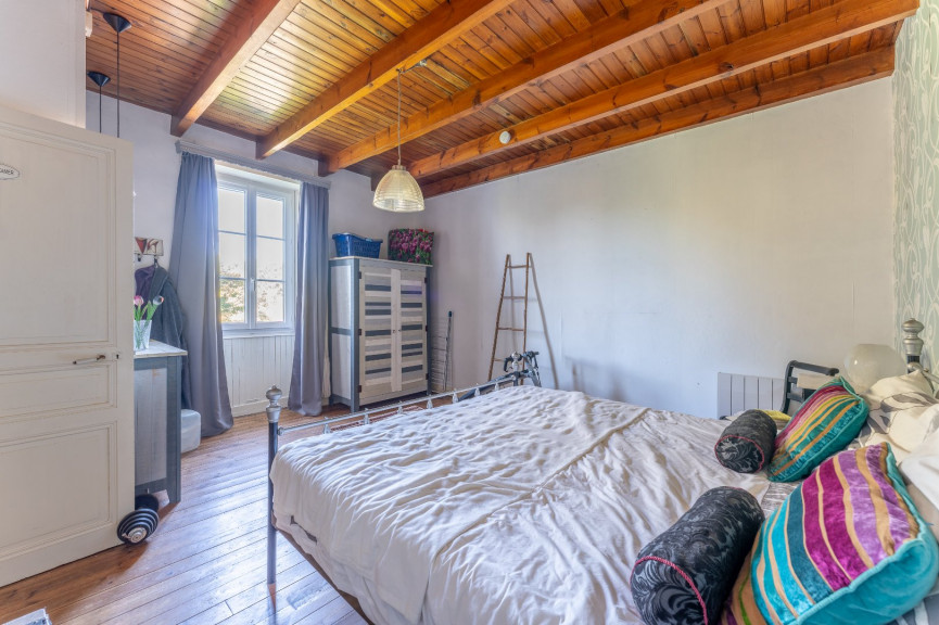 sale Maison de caractère Roumazieres Loubert - Photo 8