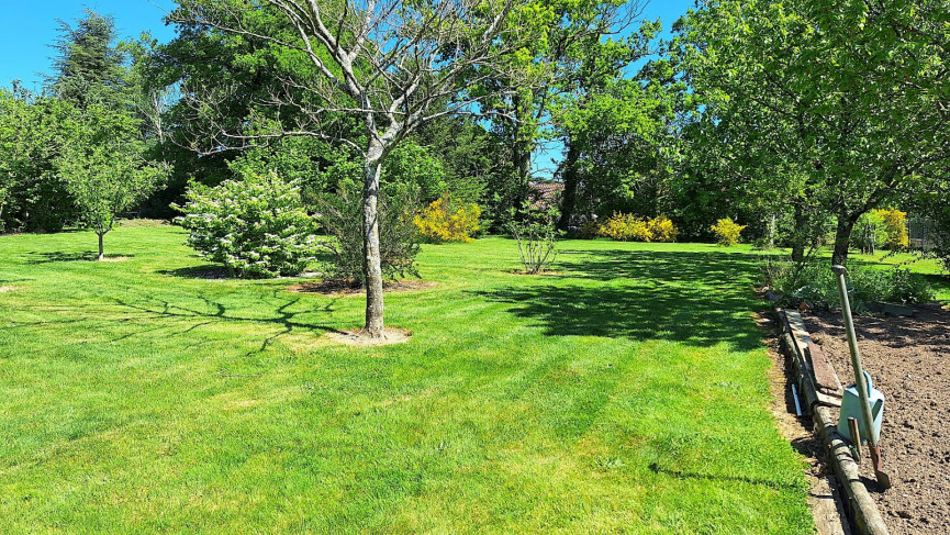 vente Maison Chabanais - Photo 13