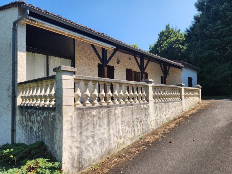 vente Maison Alloue - Photo 2