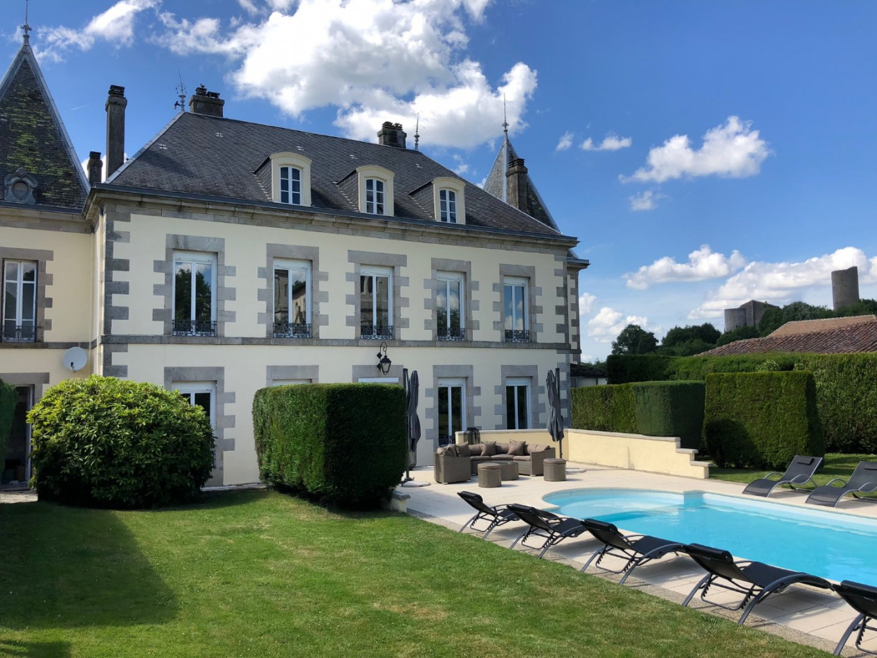 vente Château Chalus - Photo 2