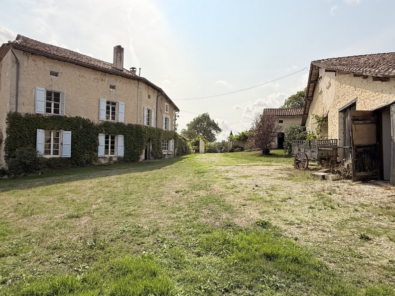 vente Maison Aubeterre Sur Dronne - Photo 1