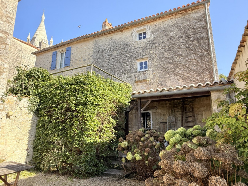 vente Maison Villebois Lavalette - Photo 1