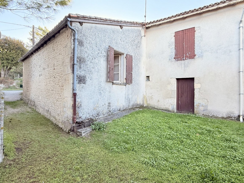 vente Maison Villebois Lavalette - Photo 2
