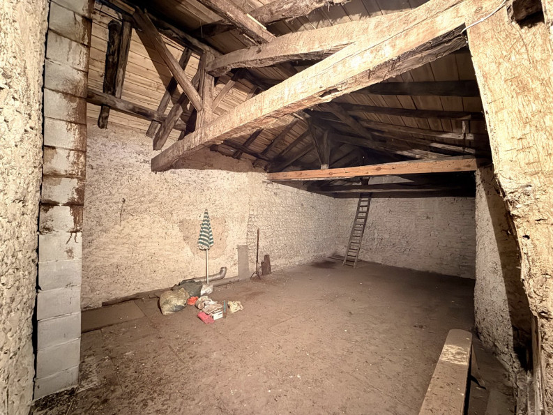 vente Maison Villebois Lavalette - Photo 11