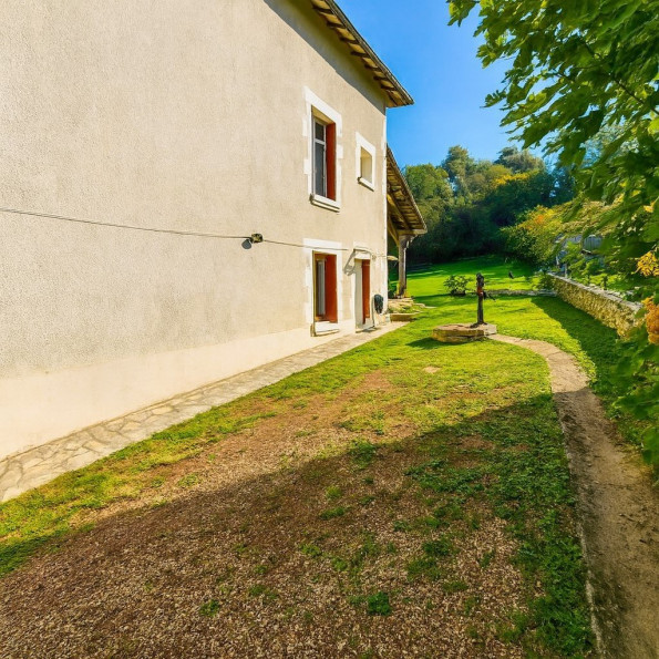 vente Maison Alloue - Photo 7