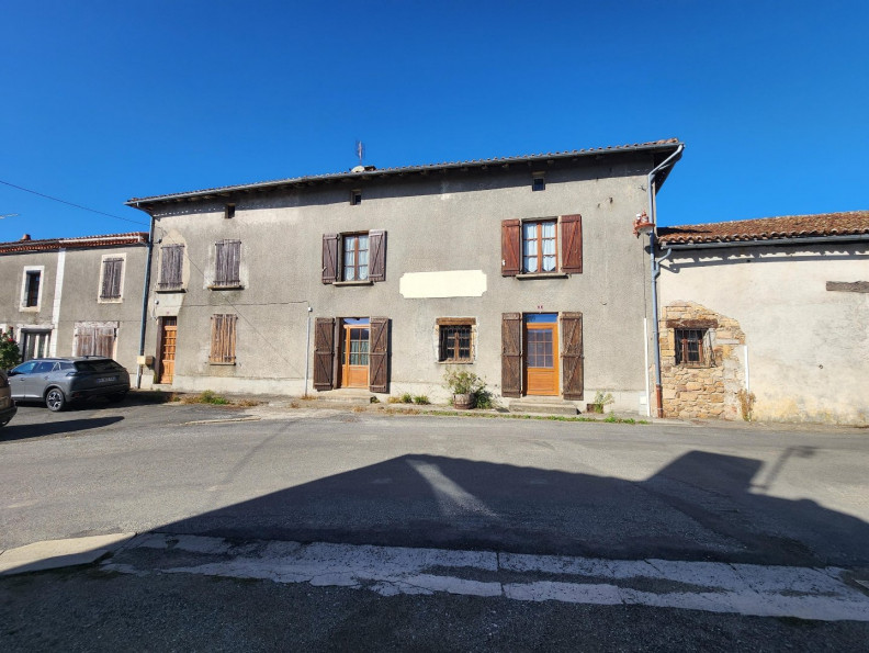 vente Maison Brillac - Photo 1