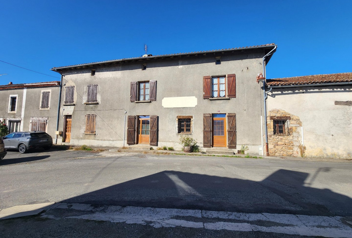 vente Maison Brillac - Photo 1