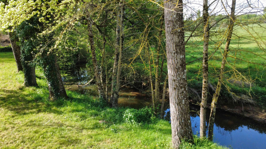 vente Maison Pressac - Photo 2