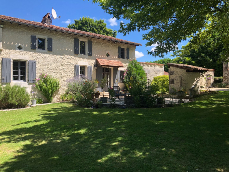 vente Maison Verteillac - Photo 1