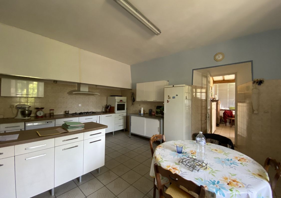vente Manoir Busserolles