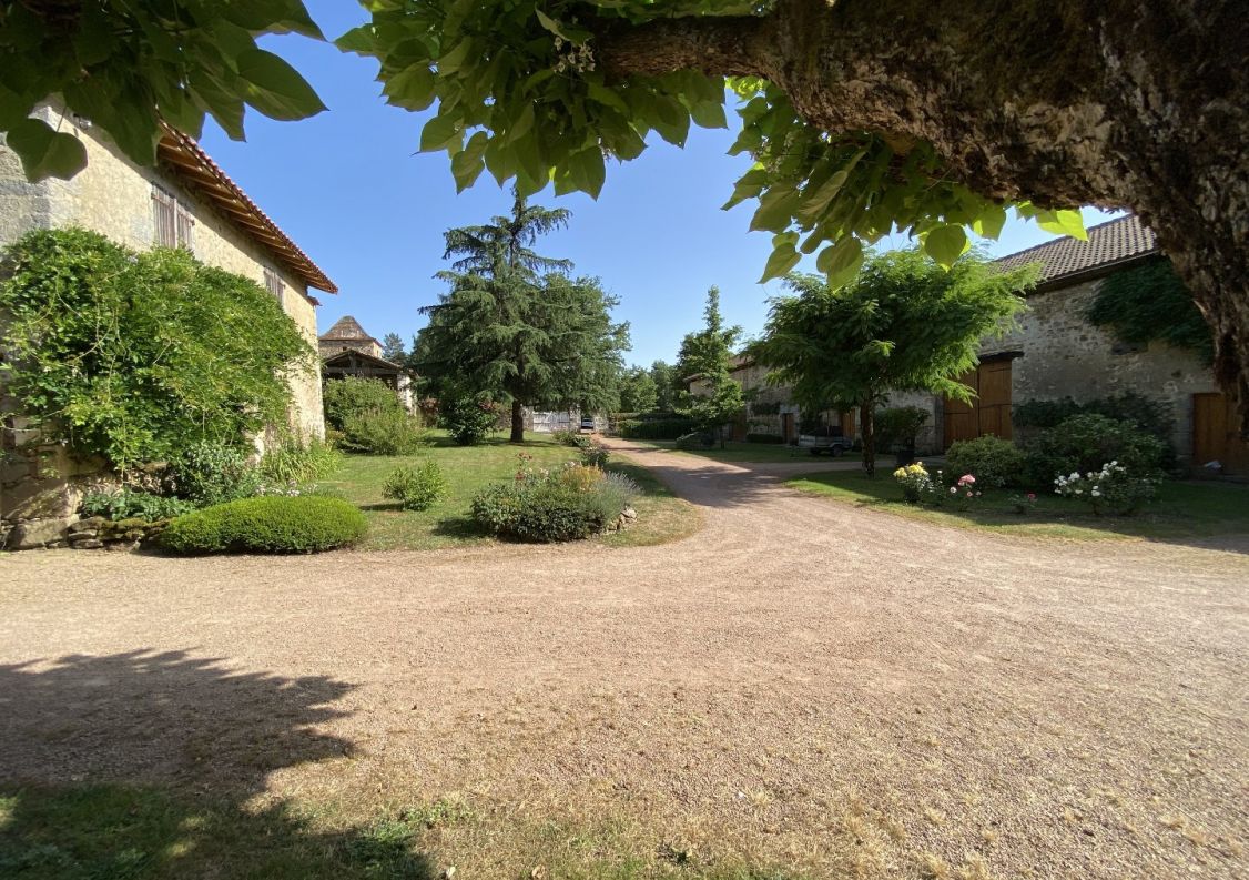 vente Manoir Busserolles