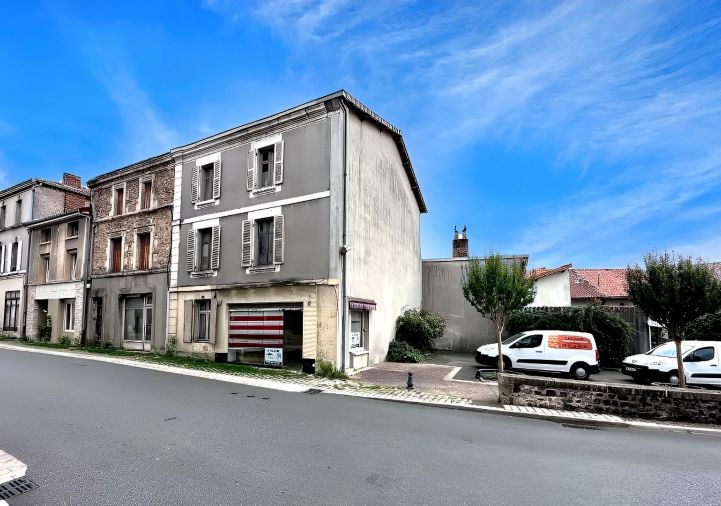 vente Maison de ville Chabanais