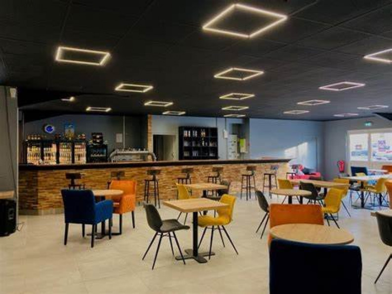 vente Locaux d'activité Le Sequestre - Photo 5