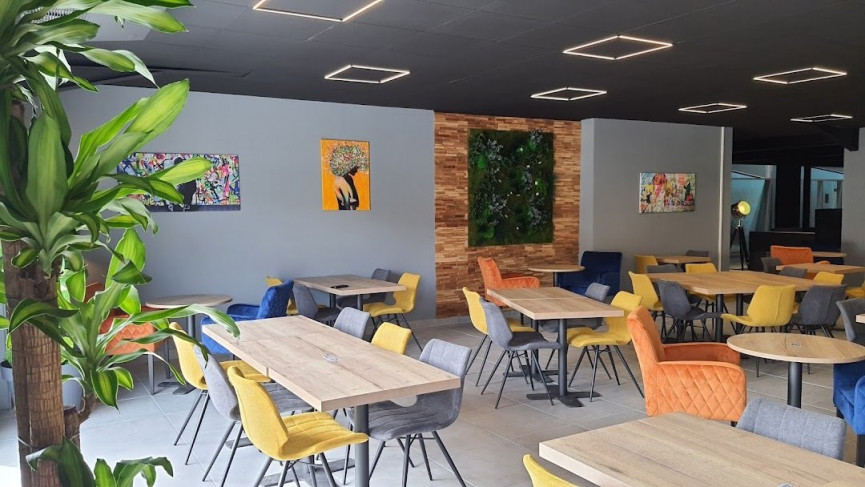 vente Locaux d'activité Le Sequestre - Photo 4