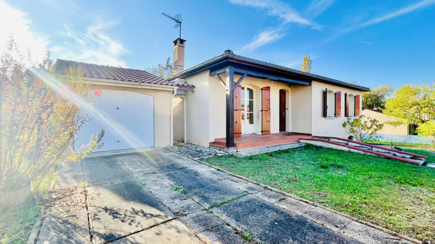 vente Maison à rénover Puygouzon - Photo 1