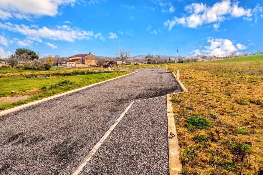 vente Terrain constructible Saint Gauzens - Photo 1