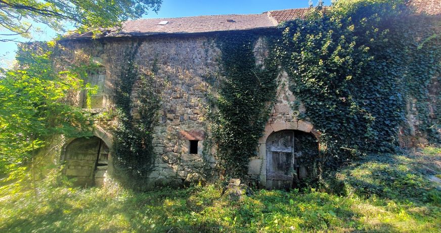 vente Corps de ferme Najac