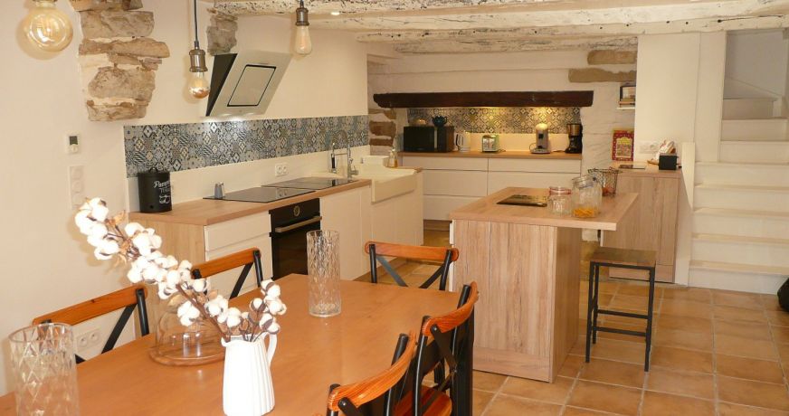 vente Corps de ferme Salles Courbaties