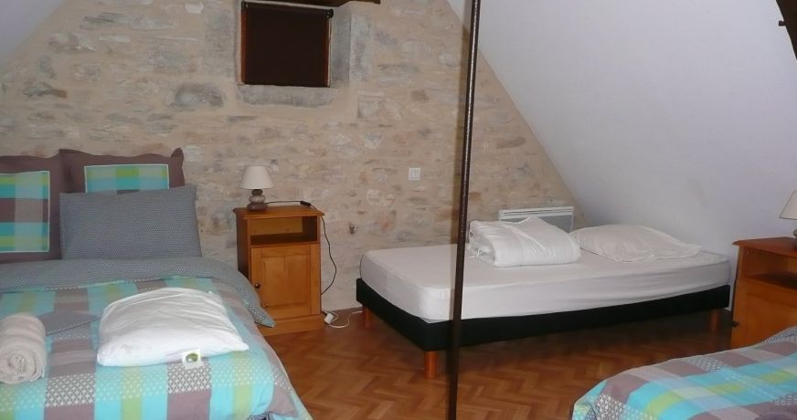 vente Corps de ferme Salles Courbaties