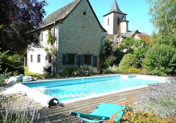 vente Corps de ferme Salles Courbaties