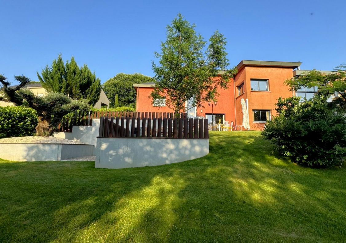 vente Villa d'architecte Rieupeyroux