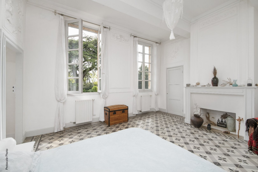 sale Maison de caractère Le Burgaud - Photo 12