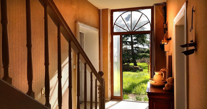 vente Corps de ferme Parisot